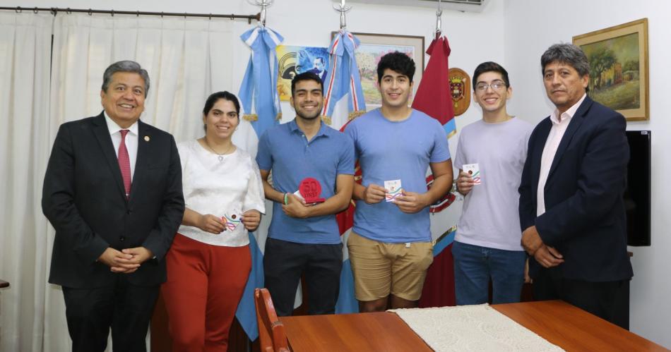 Presentan a integrantes de la Asoc de Estudiante de Ingenieriacutea Industrial