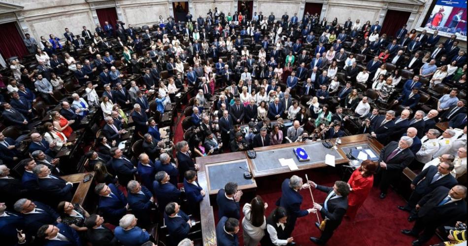 Con el DNU vigente el Gobierno pone el foco en el debate del Congreso