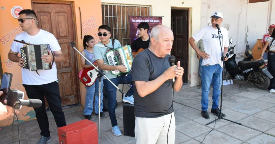 Castro- El Festival de la Tradicioacuten ha vuelto a las calles a su esencia