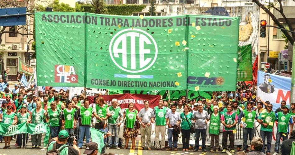 ATE se reuacutene para evaluar denuncias de despidos y medidas de ajuste sobre trabajadores estatales