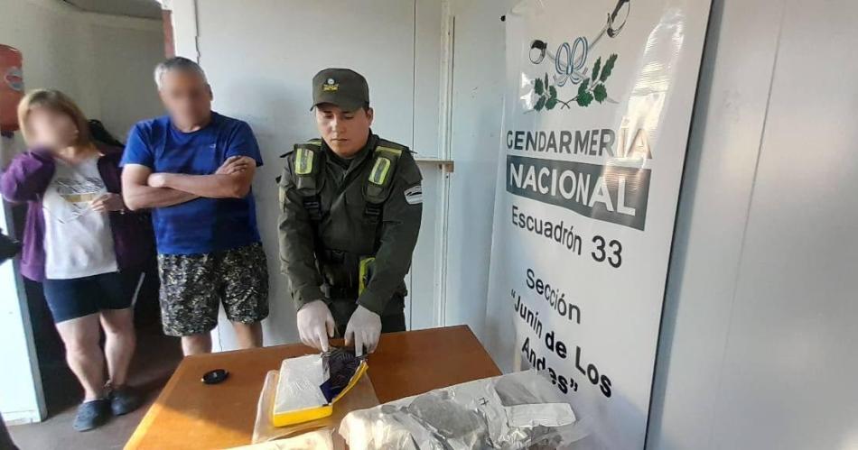 Operativo Ruta 420- incautan marihuana cocaiacutena y detienen a un narco