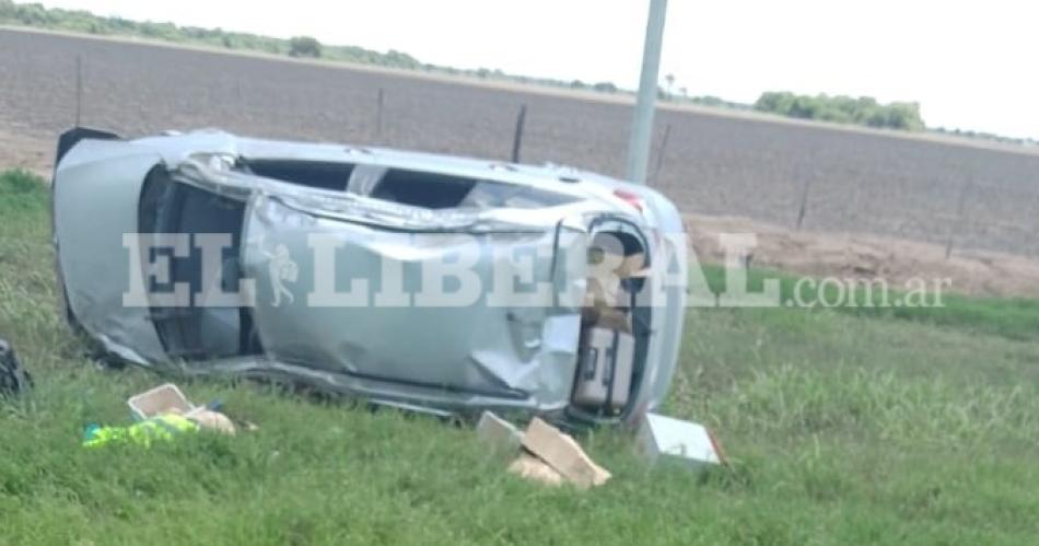 Vuelco y muerte en la Ruta 89- el conductor quedoacute atrapado en su auto