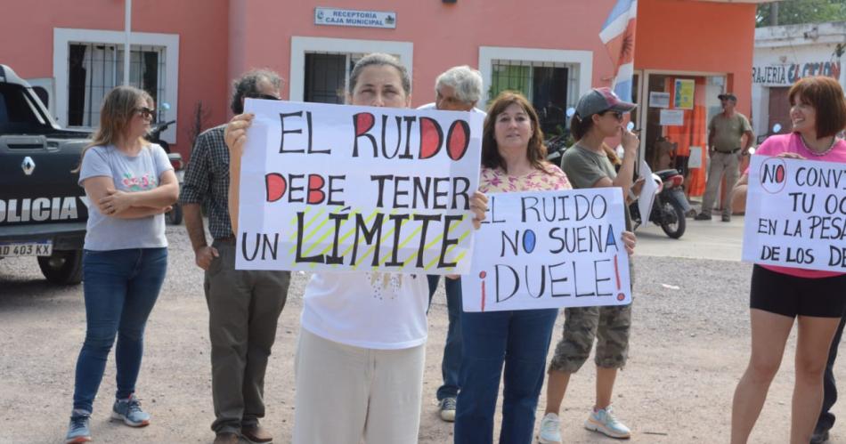 CARTELES- Los vecinos instaron a que los ruidos sean cesados con prontitud