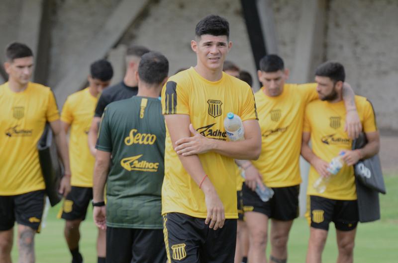 Mitre puso primera con Sastre como flamante DT y con once caras nuevas