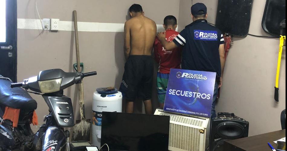 La detencioacuten de dos sujetos logroacute recuperar bienes robados