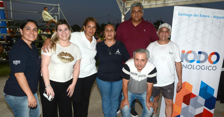 VACACIONES EN LA CIUDAD AL COSTADO DEL RIacuteO