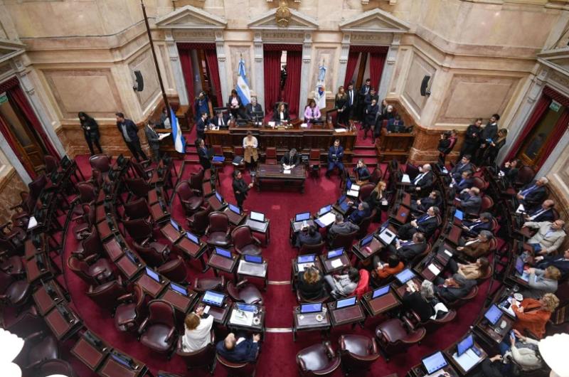 Inicia el tratamiento de la Ley Oacutemnibus en el Congreso con ministros del Gobierno