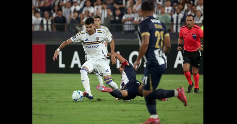 Boca no hizo pie en Peruacute perdioacute por un gol con Alianza Lima y la sacoacute barata